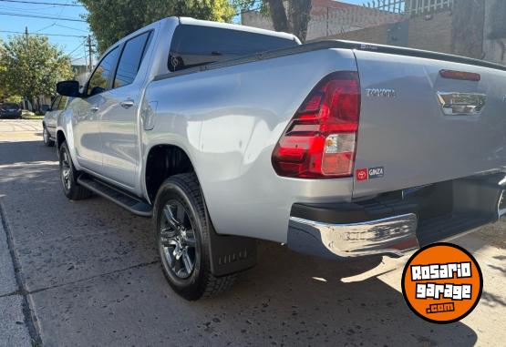 Camionetas - Toyota SR 4x2 AT 2025 Diesel 14500Km - En Venta