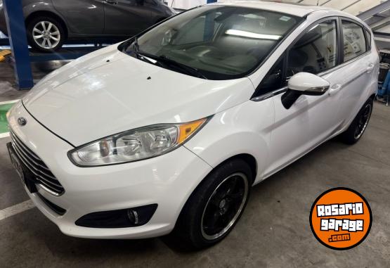 Autos - Ford FIESTA TITANIUM POWER 2015 Nafta 92615Km - En Venta