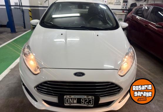 Autos - Ford FIESTA TITANIUM POWER 2015 Nafta 92615Km - En Venta