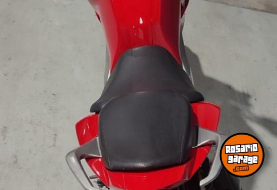 Motos - Yamaha FZ FI 2024 Nafta 8000Km - En Venta