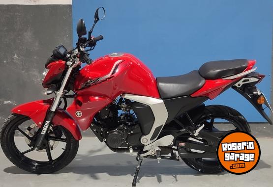Motos - Yamaha FZ FI 2024 Nafta 8000Km - En Venta