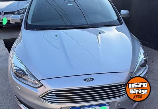 Autos - Ford Focus III titanium 2017 Nafta 119600Km - En Venta