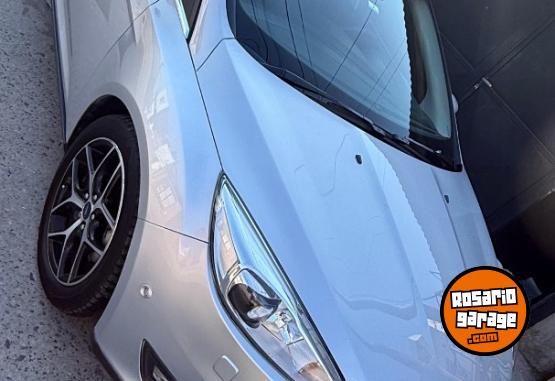 Autos - Ford Focus III titanium 2017 Nafta 119600Km - En Venta