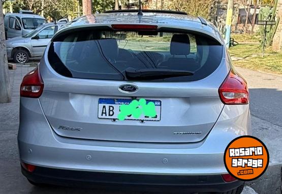 Autos - Ford Focus III titanium 2017 Nafta 119600Km - En Venta