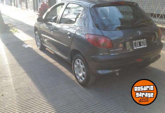 Autos - Peugeot 206 2012 Nafta 170000Km - En Venta