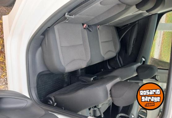 Autos - Peugeot 308 HDI ALLURE NAV 2013 Diesel 146000Km - En Venta