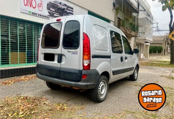 Utilitarios - Renault kangoo 2015 GNC 129000Km - En Venta