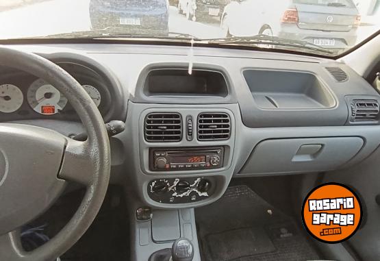 Autos - Renault Clio 2 2009 Nafta 210000Km - En Venta