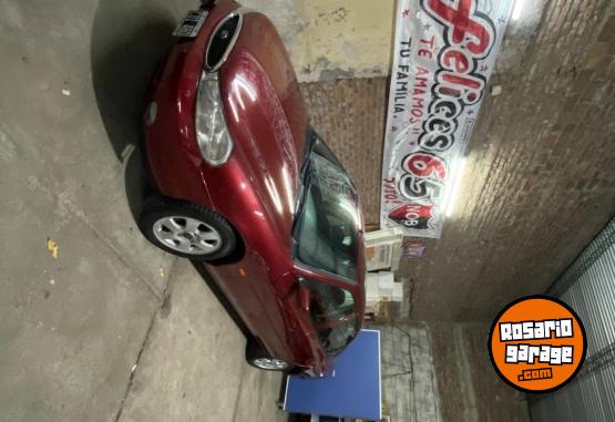 Autos - Ford Mondeo 1998 Nafta 200000Km - En Venta