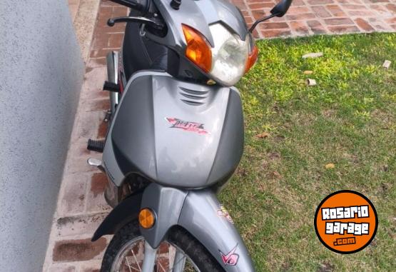 Motos - Motomel Blitz 110 2022 Nafta 24000Km - En Venta