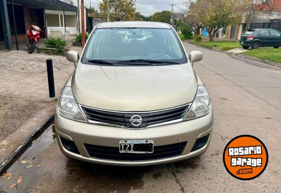 Autos - Nissan TIIDA VISIA 2010 Nafta 186000Km - En Venta