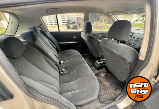 Autos - Nissan TIIDA VISIA 2010 Nafta 186000Km - En Venta