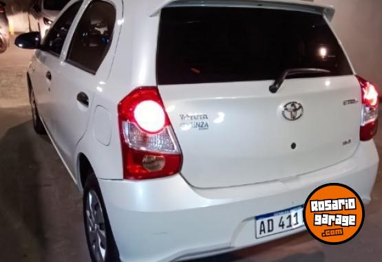 Autos - Toyota Etios 2019 Nafta 49164Km - En Venta