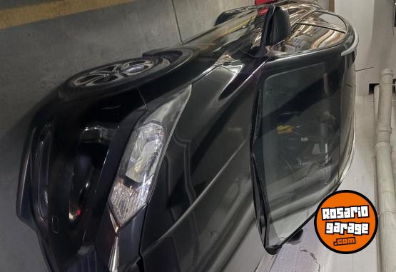 Autos - Honda HRV 2017 Nafta 105000Km - En Venta