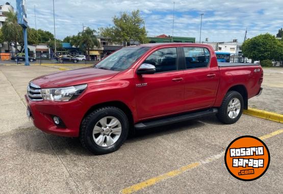 Camionetas - Toyota Hilux srv 2018 Diesel 174000Km - En Venta