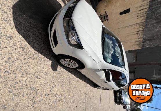 Autos - Volkswagen Gol trend 2019 Nafta 80000Km - En Venta