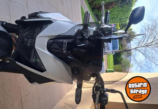 Motos - Honda Hornet 750 2025 Nafta 7500Km - En Venta