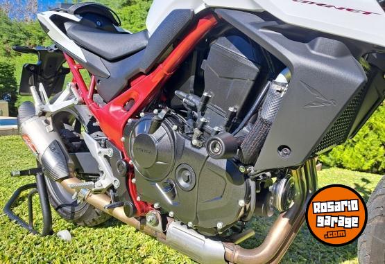 Motos - Honda Hornet 750 2025 Nafta 7500Km - En Venta