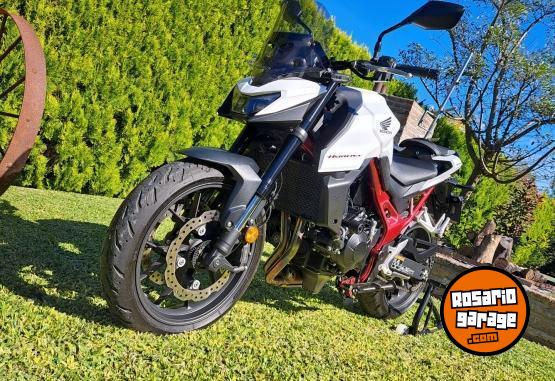 Motos - Honda Hornet 750 2025 Nafta 7500Km - En Venta