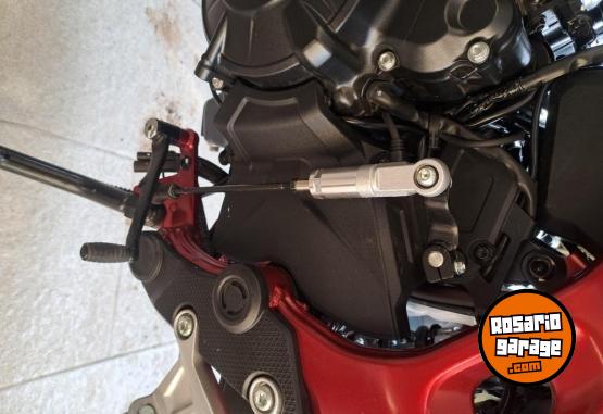 Motos - Honda Hornet 750 2025 Nafta 7500Km - En Venta