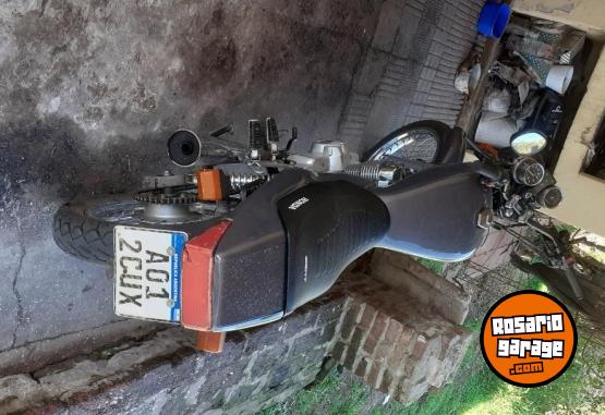 Motos - Motomel shadou 2013 Nafta 1Km - En Venta