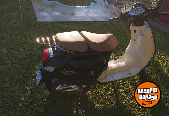 Motos - Motomel Strato Euro 150 2024 Nafta 6500Km - En Venta