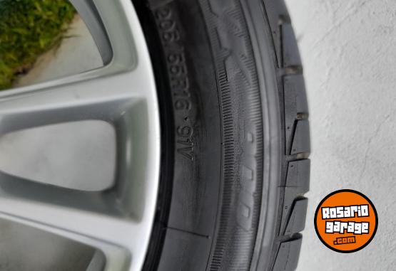 Accesorios para Autos - Llanta para focos 3 impecable - En Venta