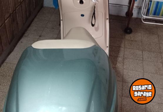 Motos - Corven EXPERT MILANO 2021 Nafta 10000Km - En Venta