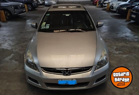 Autos - Honda Accord 2007 Nafta 153000Km - En Venta