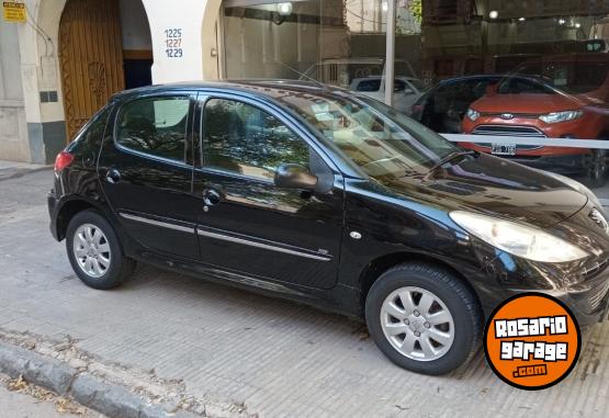 Autos - Peugeot 207 COMPACT XS HDI 2011 Nafta 130000Km - En Venta