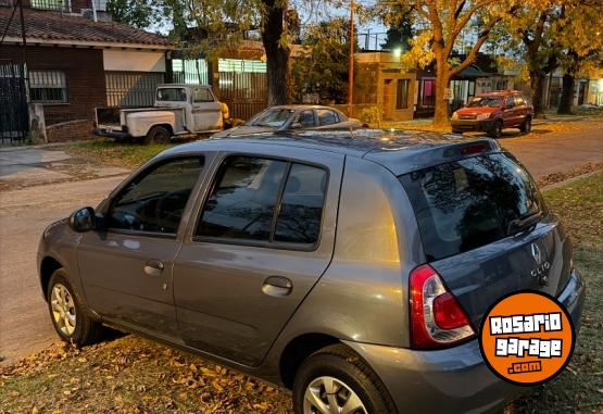 Autos - Renault Clio 2015 Nafta 142000Km - En Venta