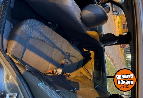 Autos - Renault Clio 2015 Nafta 142000Km - En Venta
