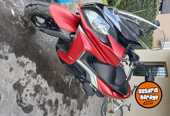 Motos - Kymco Downtown 350 2021 Nafta 7100Km - En Venta