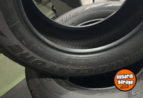 Accesorios para Autos - Neum�ticos BRIDGESTONE At - En Venta