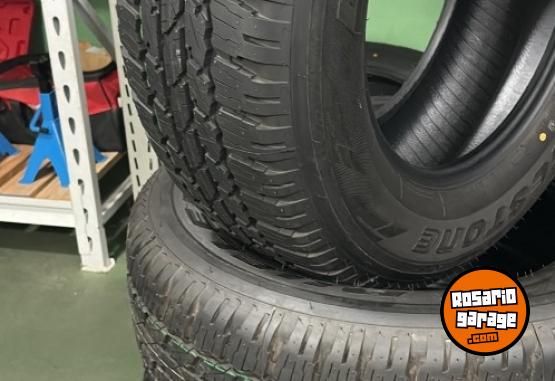 Accesorios para Autos - Neum�ticos BRIDGESTONE At - En Venta
