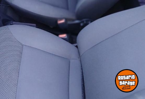 Autos - Volkswagen Gol Power Plus 2009 GNC 242500Km - En Venta
