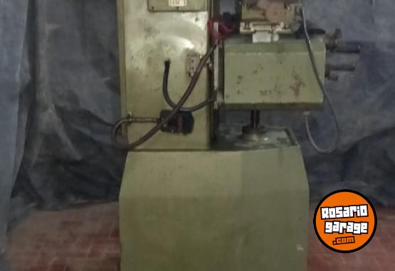 Herramientas - Fresadora industrial - En Venta