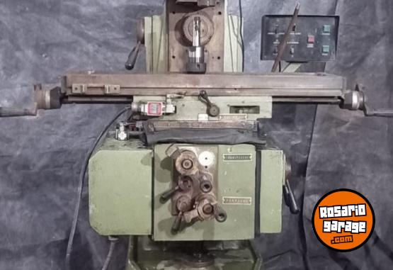 Herramientas - Fresadora industrial - En Venta