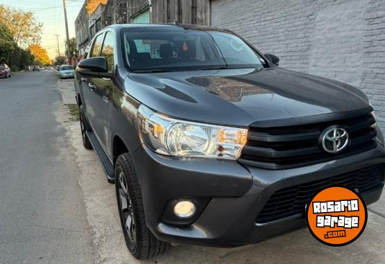 Camionetas - Toyota HILUX 2020 Diesel 130000Km - En Venta