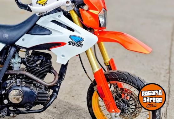 Motos - Guerrero GXM Motard 200 2011 Nafta 1Km - En Venta