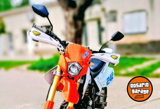 Motos - Guerrero GXM Motard 200 2011 Nafta 1Km - En Venta
