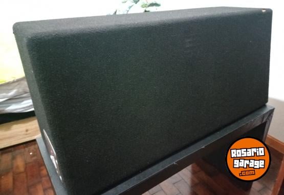 Accesorios para Autos - Subwoofer JBL - En Venta