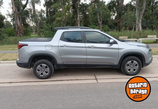 Camionetas - Fiat TORO FREEDOM 1.8 - 2019 2019 Nafta 137000Km - En Venta