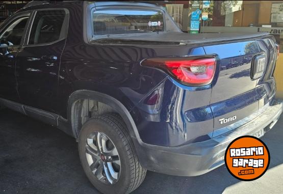 Camionetas - Fiat Toro Freedom 4x4 At9 2020 Diesel 74000Km - En Venta