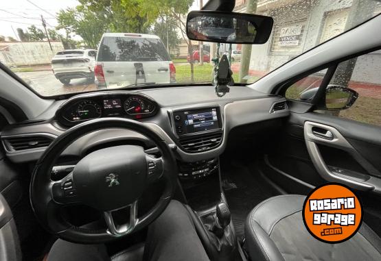 Autos - Peugeot 208 FELINE 1.6 2017 Nafta 80000Km - En Venta