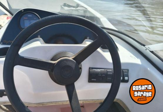 Embarcaciones - Robinson Mantra con Yamaha 90 hp 2 tiempos - En Venta