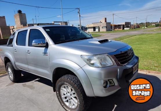 Camionetas - Toyota Hilux 4x4 C/D SRV3.0 TDI 2015 Diesel 199500Km - En Venta