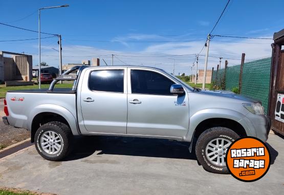 Camionetas - Toyota Hilux 4x4 C/D SRV3.0 TDI 2015 Diesel 199500Km - En Venta