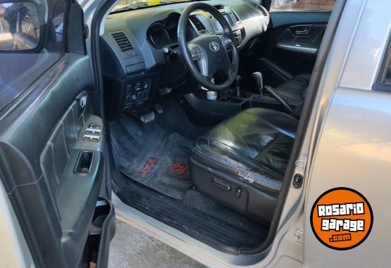 Camionetas - Toyota Hilux 4x4 C/D SRV3.0 TDI 2015 Diesel 199500Km - En Venta