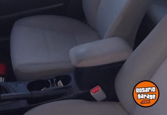 Autos - Toyota COROLLA 2016 Nafta 87000Km - En Venta